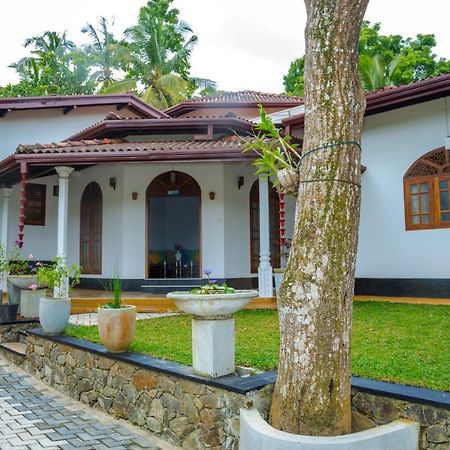 Villa Kumana - Unawatuna กอลล์ ภายนอก รูปภาพ